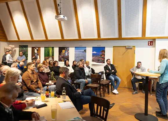 Mitgliederversammlung1125